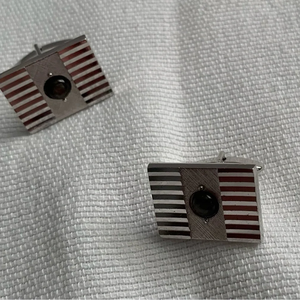 Vintage Silver-Tone Rectangular Cufflinks with Black Center Stone